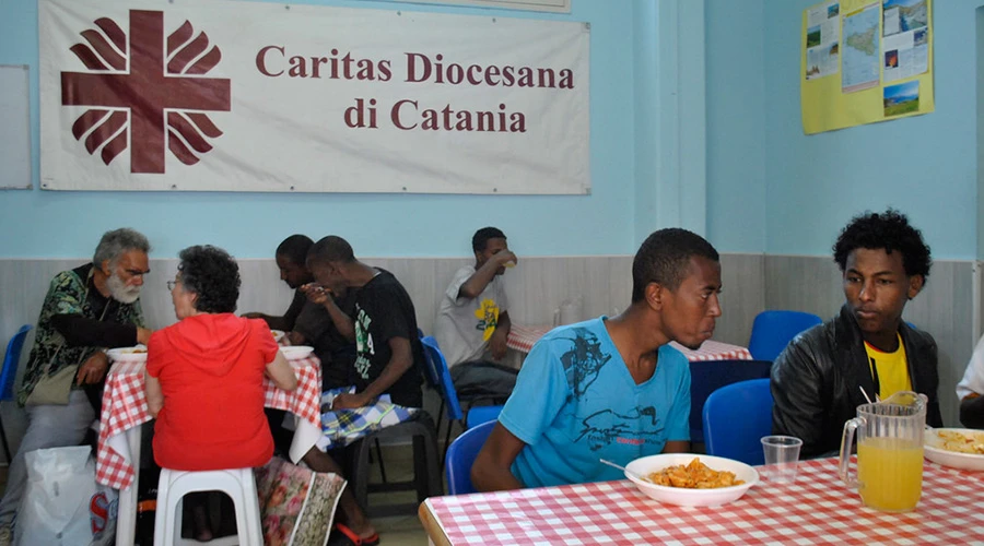 Asistencia a los pobres / Foto: Flickr de Caritas Internationalis?w=200&h=150