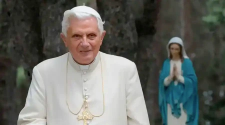 El Vaticano pide rezar esta oraciu00f3n por la salud de Benedicto XVI
