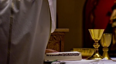 Alertan sobre sacerdote que actu00faa sin permiso de la Iglesia en Argentina