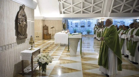 Papa Francisco habla de la belleza del matrimonio: El amor para siempre es posible