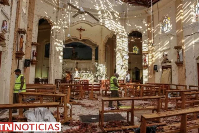  Iglesia atacada en Sri Lanka reabre 3 meses después de atentados de Domingo de Pascua