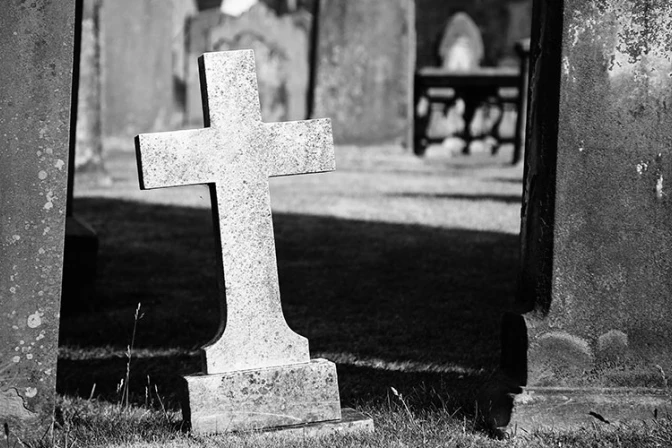 Obispo reflexiona sobre el misterio de la muerte en tiempos del coronavirus