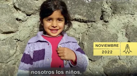 Los niños agradecen al Papa Francisco por sus oraciones