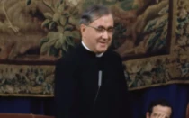 San Josemaría Escrivá, en Chile en 1974, cuando ofreció un consejo aún vigente para vencer a la rutina.